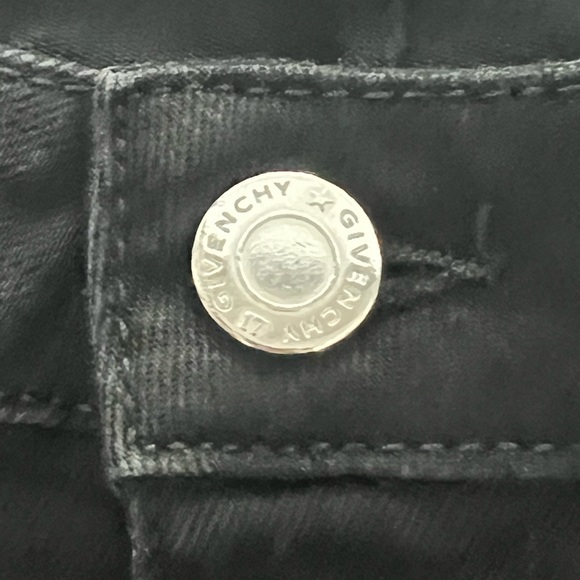 Rare Givenchy jeans - Picture 3 of 4